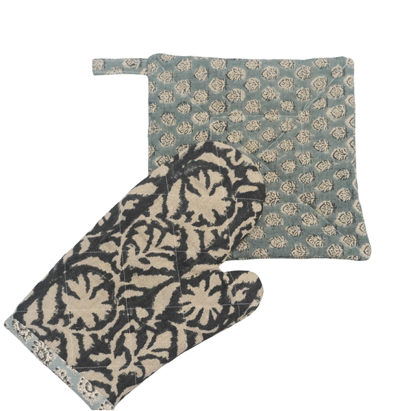 Ebuka Oven Mitt and Pot Holder Set