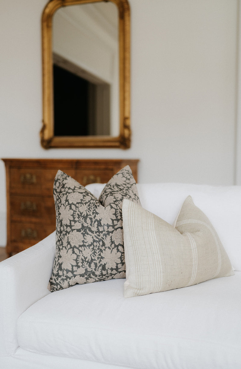 YINKA - Vintage Indian Wool Lumbar Throw Pillow Cover