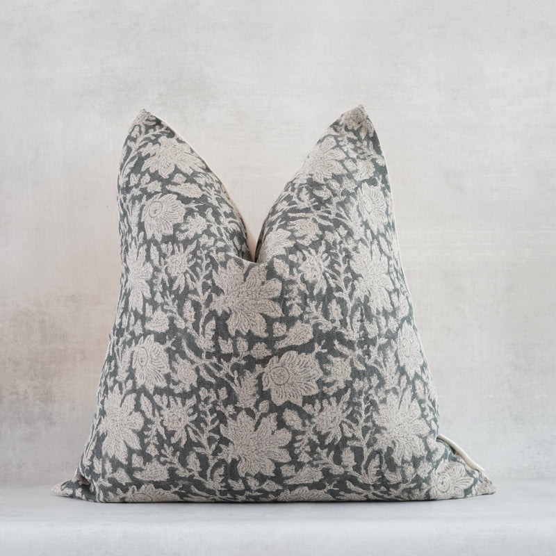 Utibe Pillow Combo