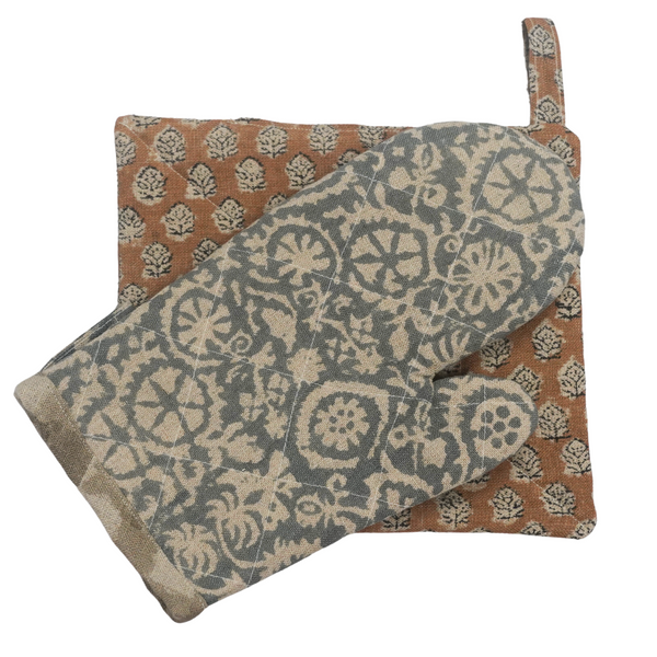 Esosa Oven Mitt and Pot Holder Set