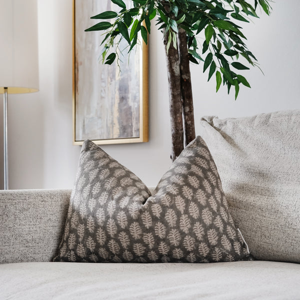 KUNLE - Indian Hand Block Linen Lumbar Pillow Cover