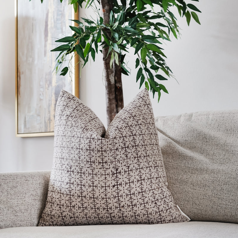 OLUSEYI - Indian Hand Block Print Pillow Cover